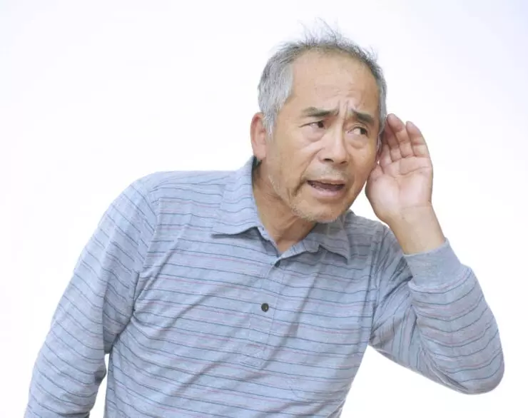 Ngãng tai rất phổ biến ở người trên 65 tuổi