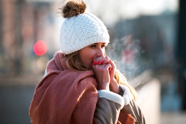 Giữ ấm cơ thể đặc biệt là họng vào mùa lạnh để phòng viêm thanh quản