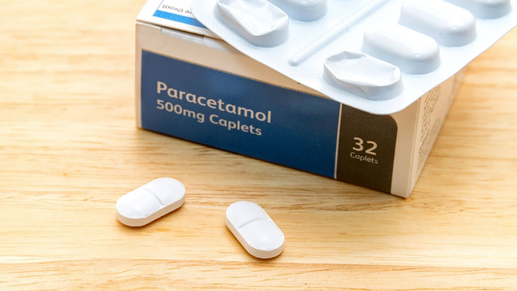 Paracetamol được sử dụng phổ biến trong điều trị đau cột sống thắt lưng đột ngột