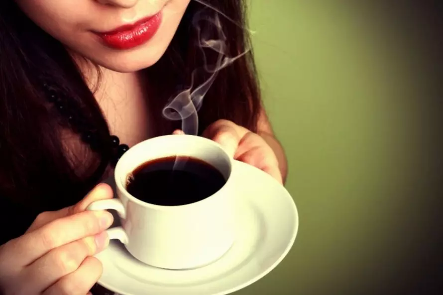 Caffeine có thể khiến u xơ tử cung ngày càng nặng thêm